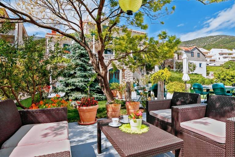 Apartament Bol