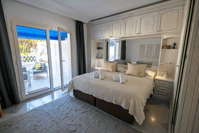 2 Bedroom 2 Bathroom Apartment in Marbella — photo 2