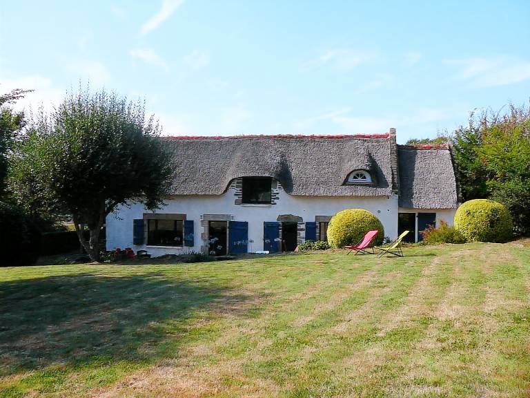 Fully equipped house with yard | Pets are welcome — photo 2