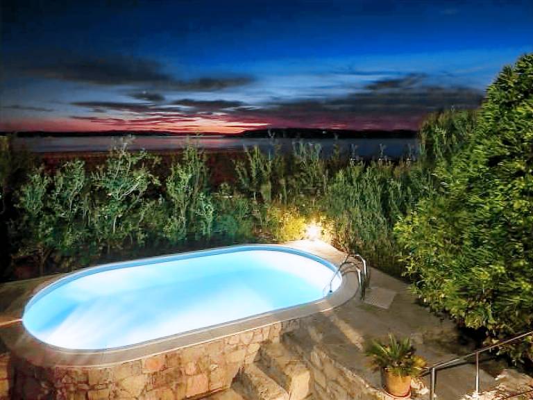 Fully equipped big house with garden, patio & BBQ | Sea view | Pets are welcome — photo 5