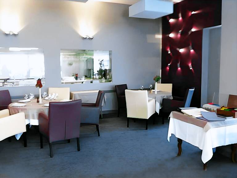 Logis - Hotel du Nord et Restaurant La Table d'Elisa — photo 3