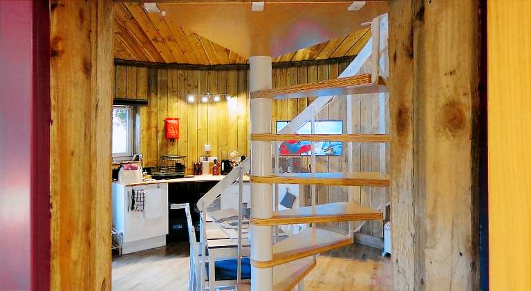 Vacation home with garden, BBQ & terrace | Pets are welcome — photo 3