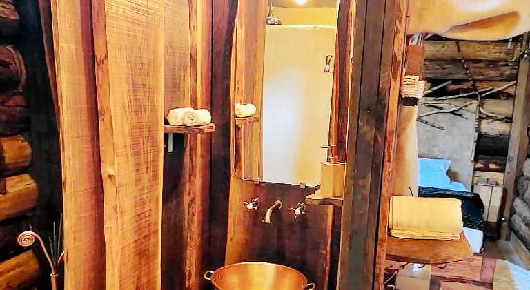 Vacation home with hot tub | Dogs allowed — photo 3