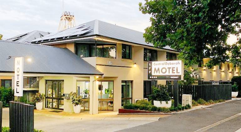 Central Deborah Motel