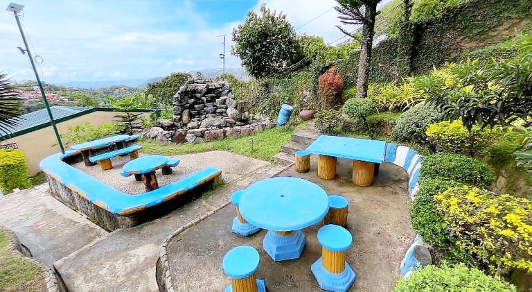Little Falls Inn Tagaytay — photo 5