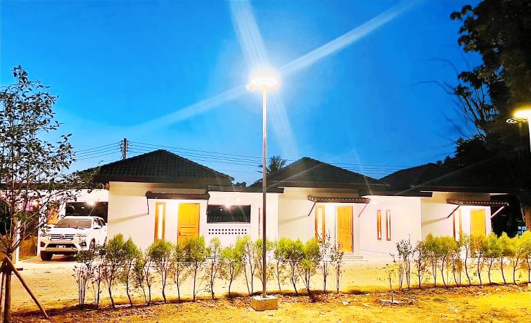Bungalow with yard & patio in Klaeng