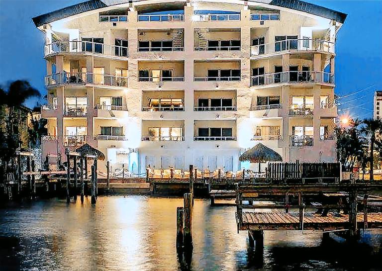 Condo Sand Key