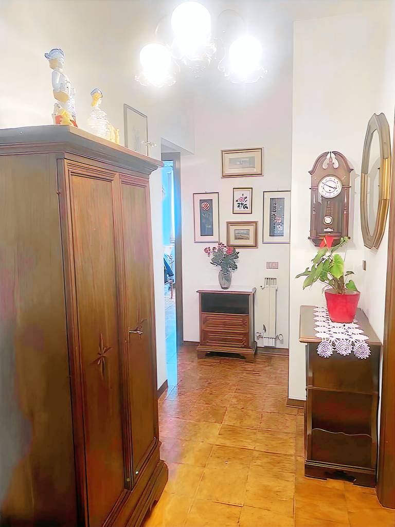 Holiday apartment with patio — photo 4