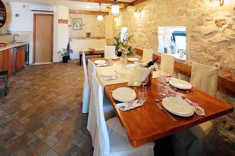 Four-bedroom house with terrace and sea view Makarska (K-22882) — photo 3
