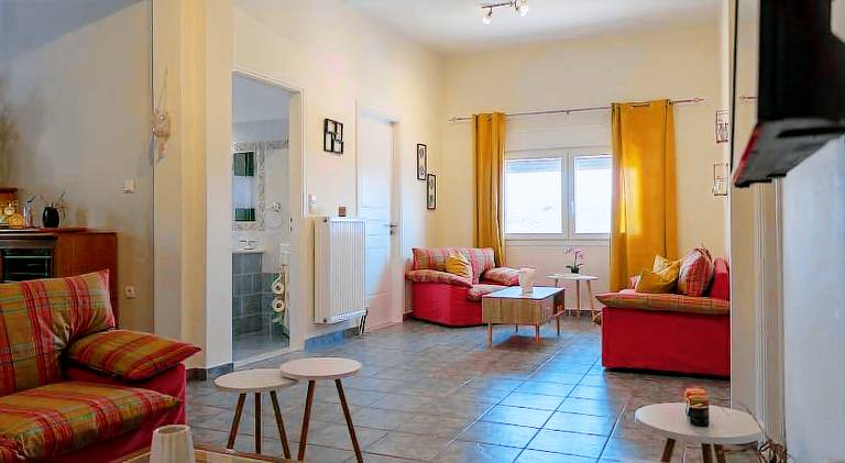Apartment with 2 rooms for 4 persons — photo 2