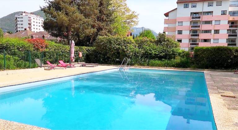Holiday apartment with garden, terrace & private pool — photo 4