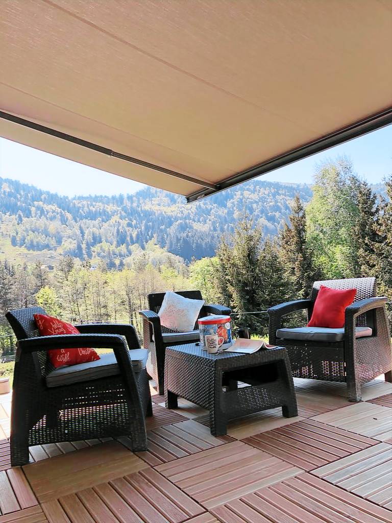 Chalet with sauna, garden & barbeque | Garden view — photo 5