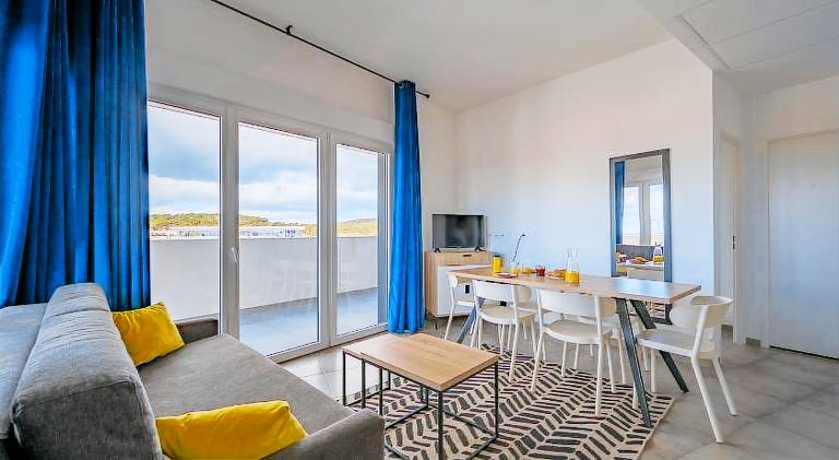 Nice serviced apartment with pool, sauna & hot tub | Pet-friendly — photo 2