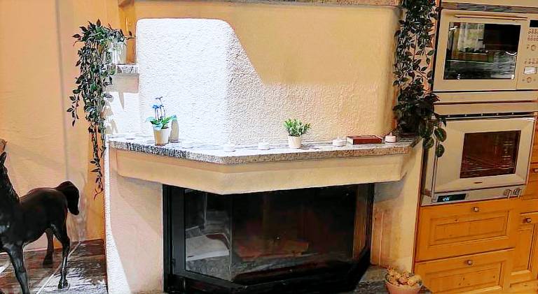 Chalet with jacuzzi — photo 2