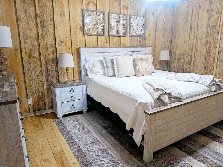 Cabin  Abbeville