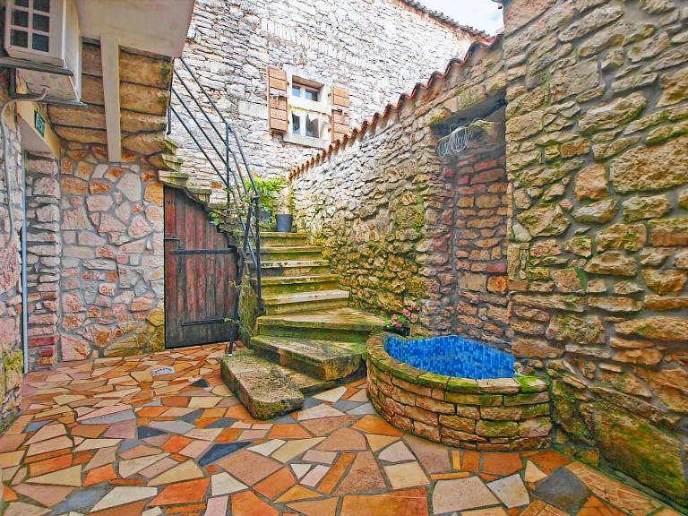 Child-friendly wonderful house with grill & terrace | Pets are welcome — photo 4