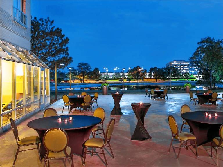 Sheraton Suites Chicago Elk Grove — photo 3