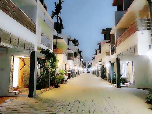 Serviced apartment  Kilkattalai Lake