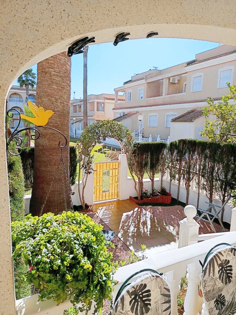 Duplex Apartment 'El Divino' with Shared Pool, Wi-Fi, and Air Conditioning — photo 5