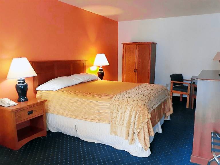 Stay Express Inn Hamilton — photo 4