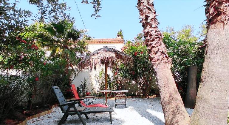 Villa with patio & private pool — photo 5