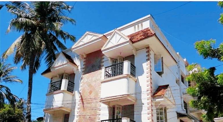 Bed & Breakfast  Chennai