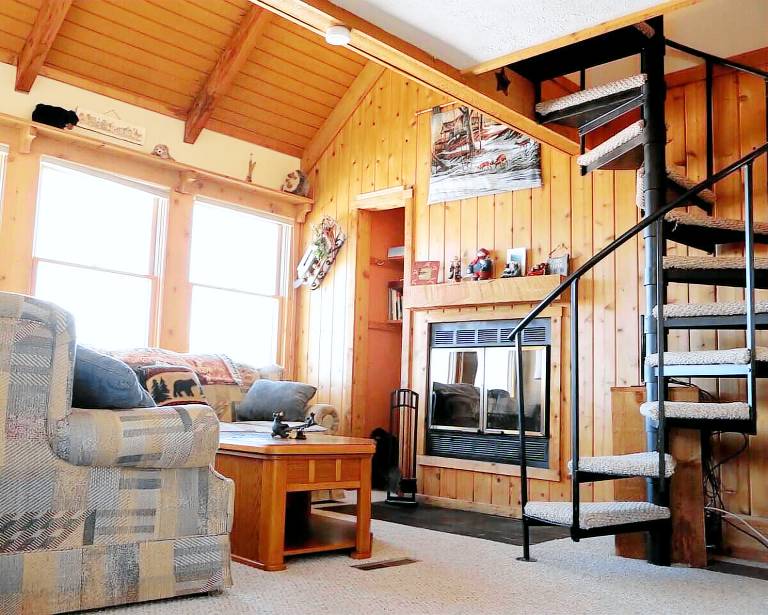 Cabin Davis