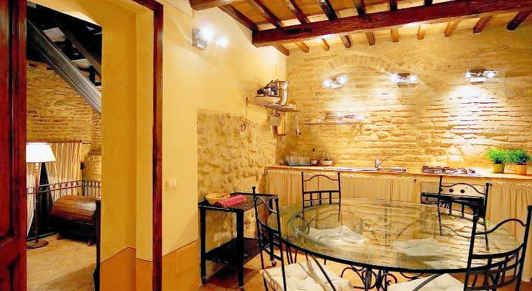 Pleasant rental apartment with private pool, garden & patio | Pet-friendly — photo 4