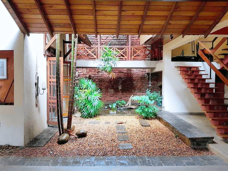 Bed and breakfast  Wellawatta South