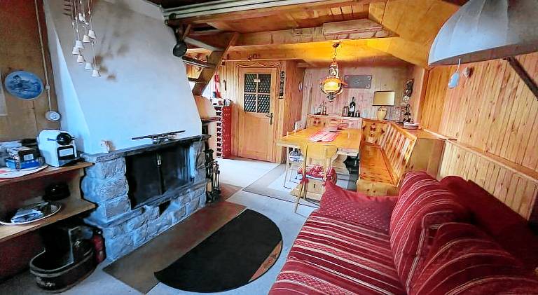 Baita Giggia sulle piste - Cavalese in Trentino Alto Adige cottage chalet — photo 2