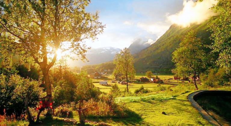 Dalen Gaard camping og hytter in Stranda