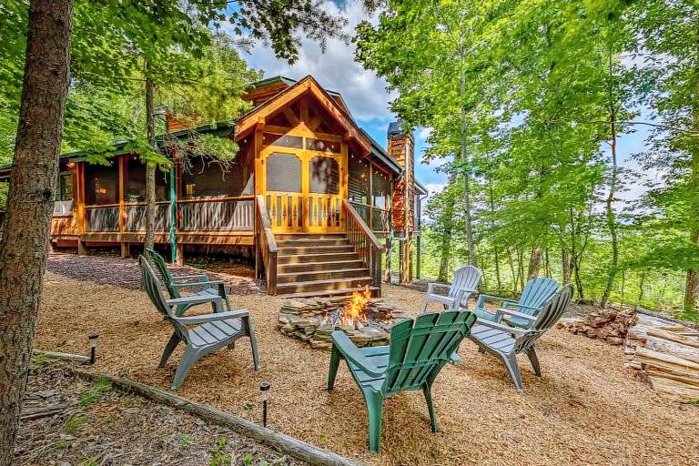 Dream Come True - Mountain View Hot Tub Air Hockey Screened Porch Fire Pit — photo 5
