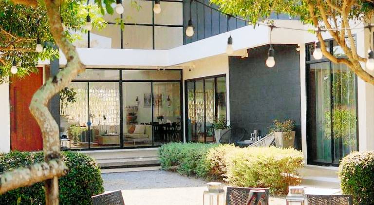 THE OAK'S — photo 5
