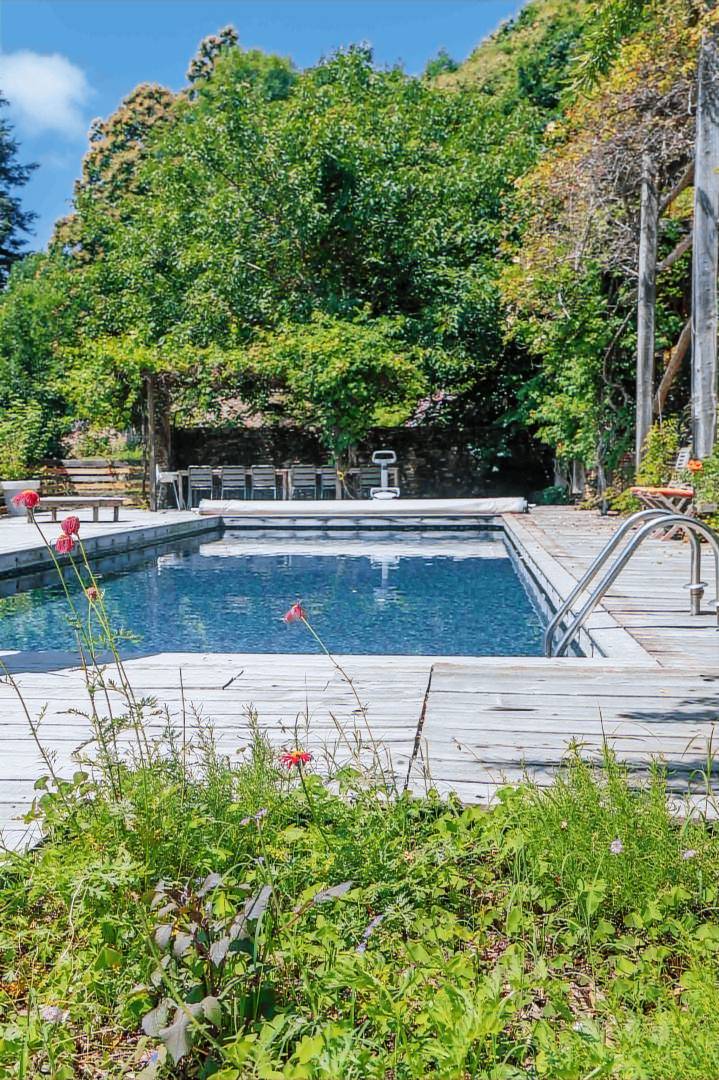 Gite with patio, BBQ & private pool — photo 5