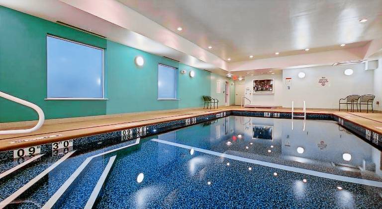 Holiday Inn Express & Suites Carlisle By IHG — photo 2