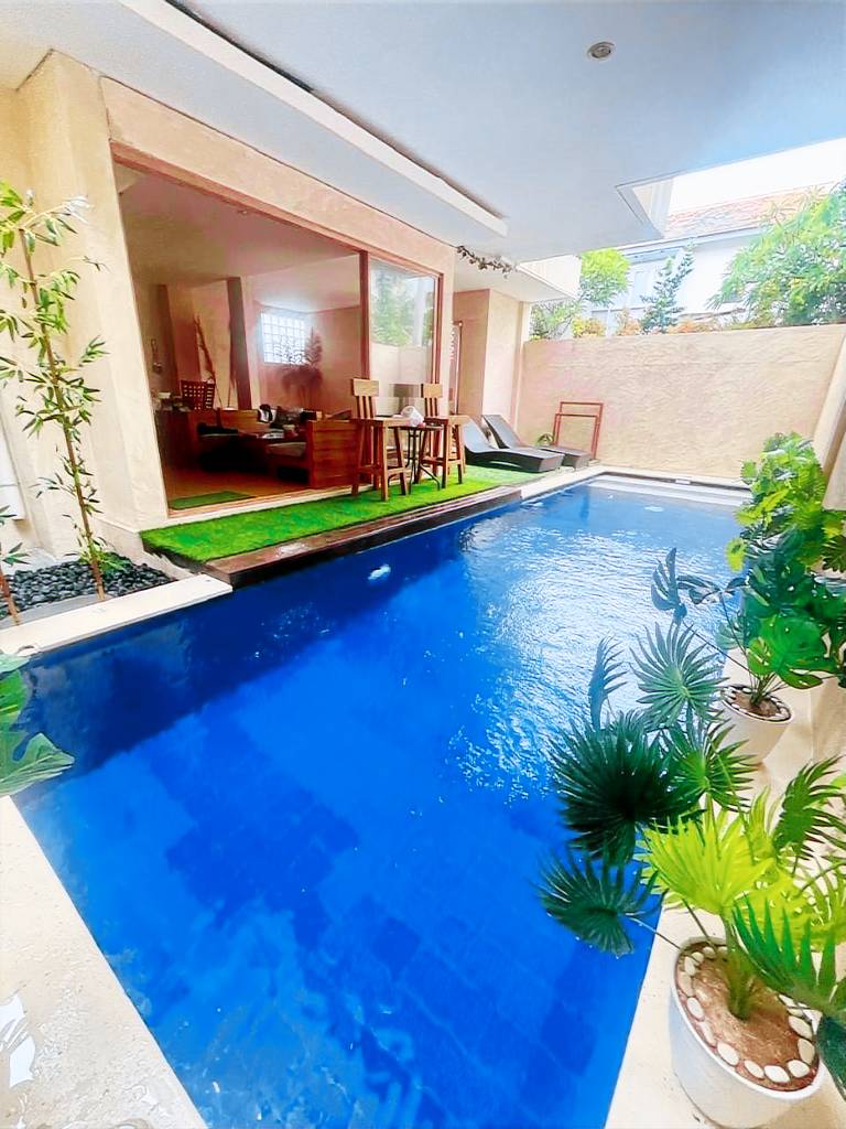 Vacation home with terrace & private pool | City view in Pecatu