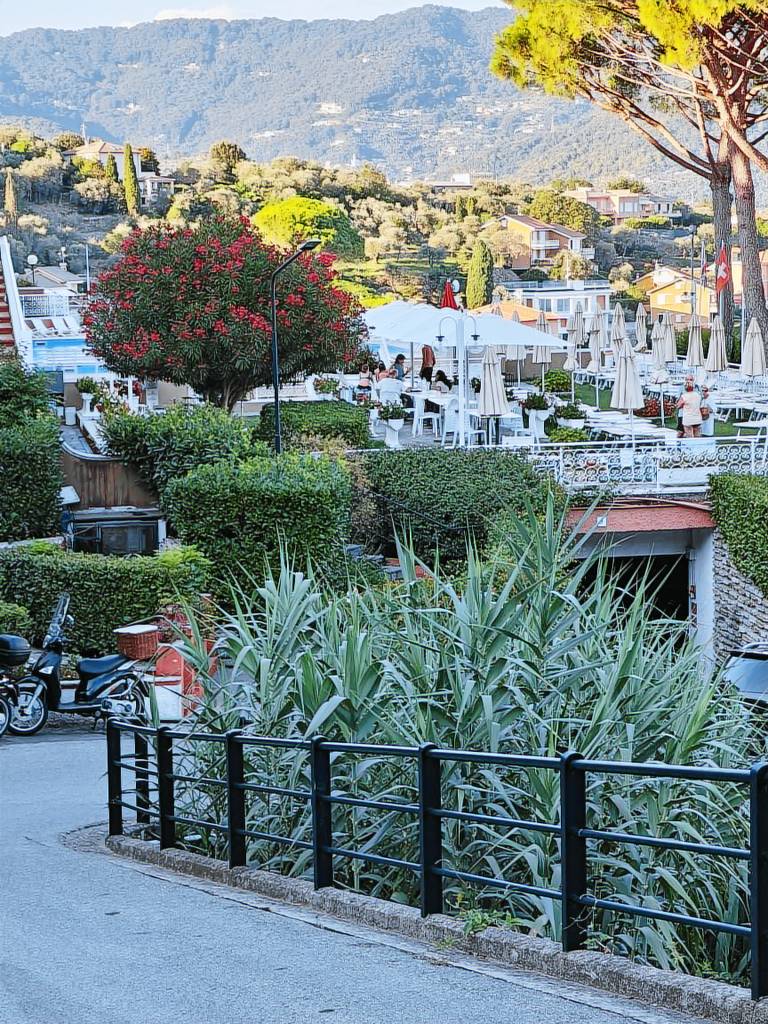 Holiday apartment with garden & pool | Sea view — photo 5