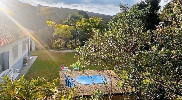 House with pool | Pets are welcome — photo 3