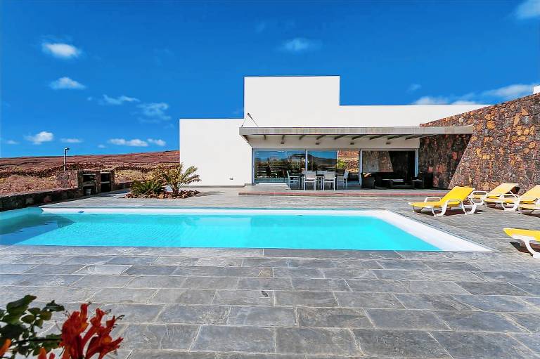 Villa Lajares