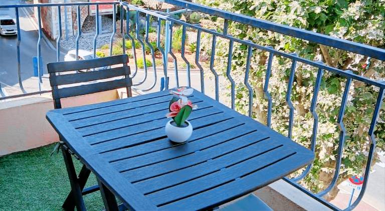 Apartment with 1 room for 4 persons — photo 3