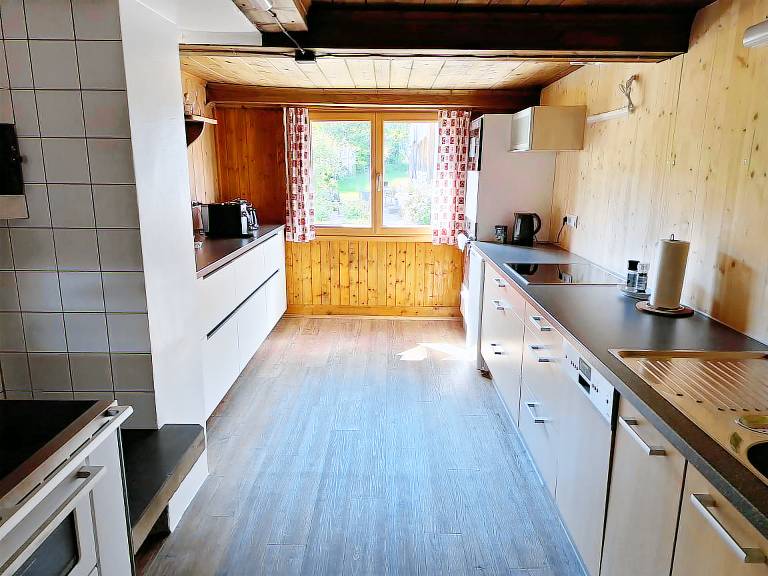 Apartment 'Ferienwohnung In Altem Bauernhaus' with Mountain View, Private Garden and Wi-Fi — photo 3