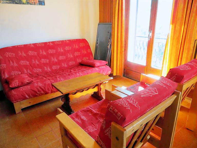 Apartment with 2 rooms for 6 persons — photo 4
