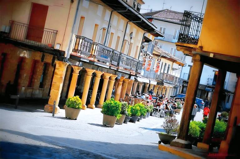 Apartment 'La Casa De Paloma En La Plaza' with Balcony and Wi-Fi — photo 4