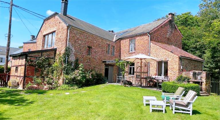 House with 3 rooms for 6 persons in Namur