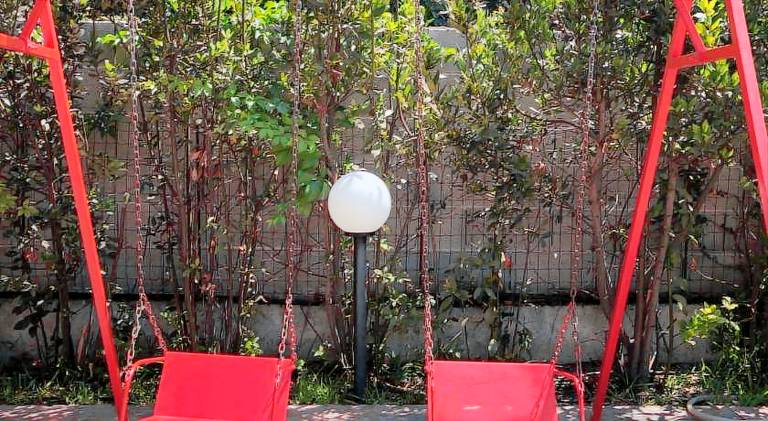 Vacation home with pool — photo 4