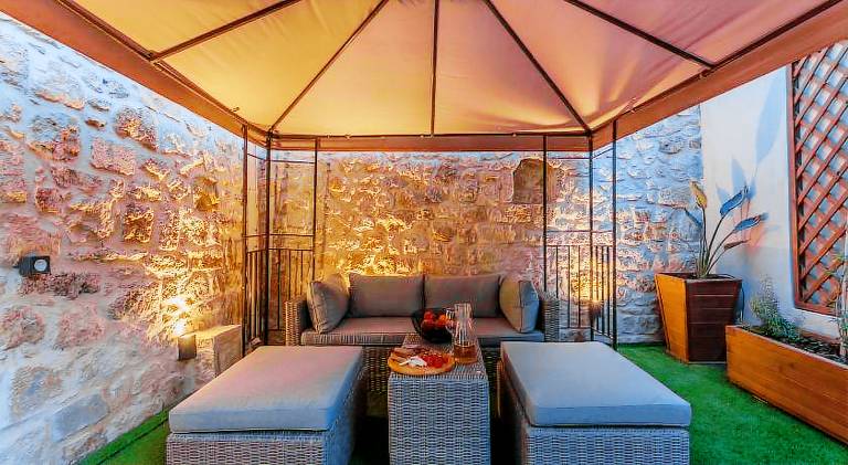 Vacation home with yard, patio & barbecue | Suitable for remote work — photo 3