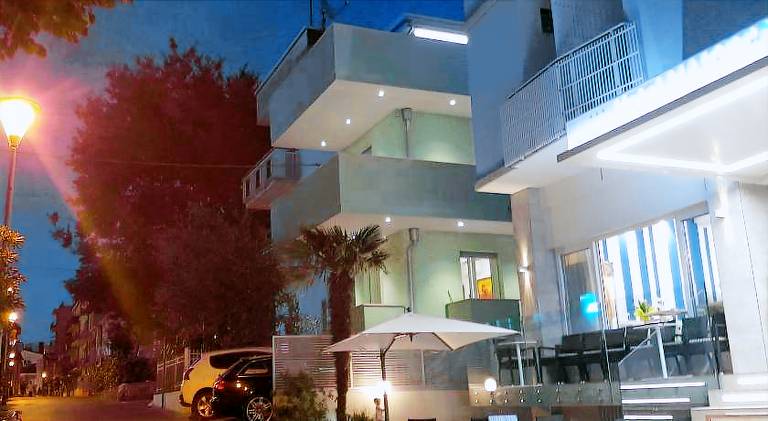 Serviced apartment with yard & terrace | Perfect for remote work — photo 4