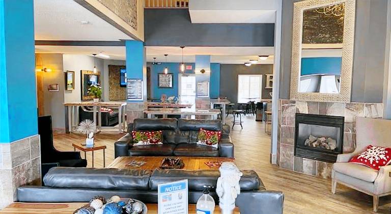 River Hills Hotel- Mankato — photo 3