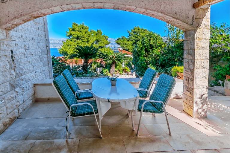 Charming rental apartment with barbecue & terrace | Sea view | Pet-friendly — photo 2