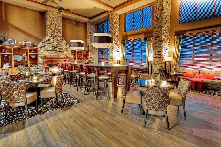 Hampton Inn & Suites Petoskey — photo 3